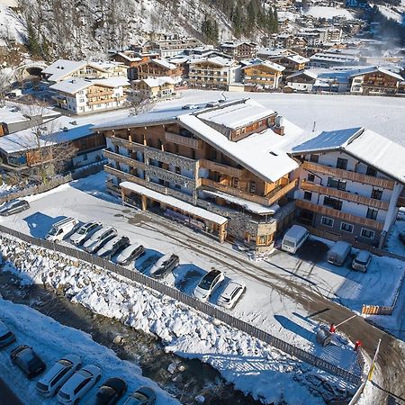 Hotel Hubertushof Saalbach-Hinterglemm Zewnętrze zdjęcie