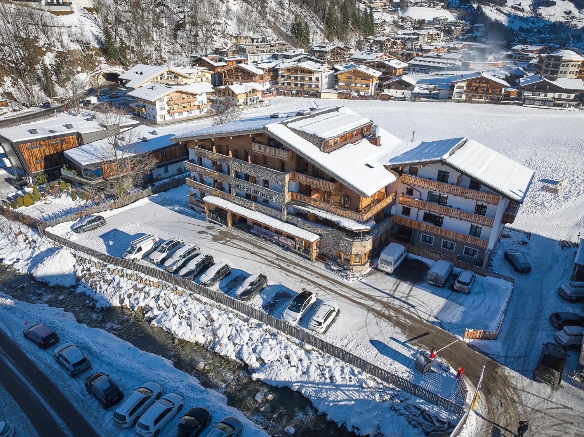 Hotel Hubertushof Saalbach-Hinterglemm Zewnętrze zdjęcie