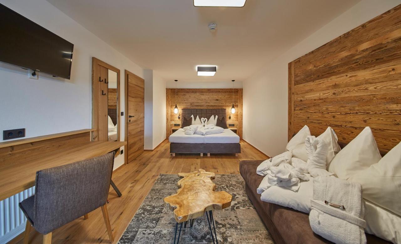 Hotel Hubertushof Saalbach-Hinterglemm Zewnętrze zdjęcie