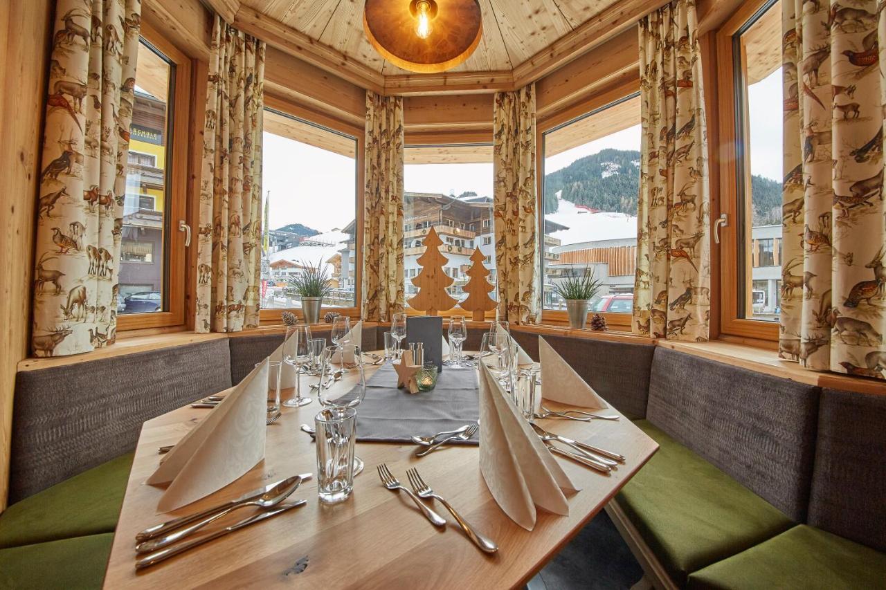 Hotel Hubertushof Saalbach-Hinterglemm Zewnętrze zdjęcie