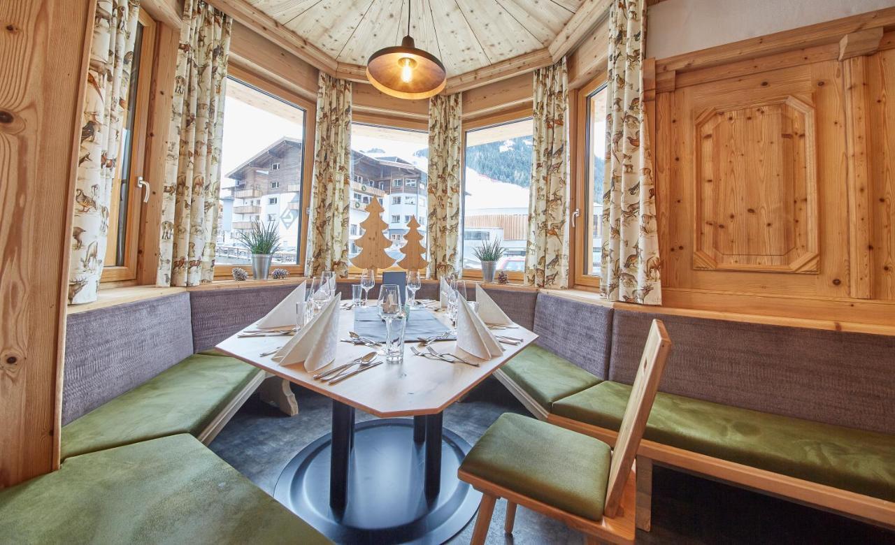 Hotel Hubertushof Saalbach-Hinterglemm Zewnętrze zdjęcie